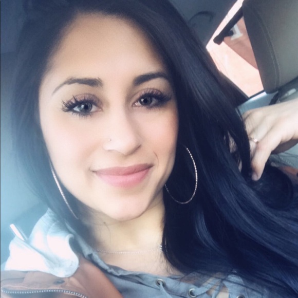 Meet your Posher, Jacqueline - Picture 1 of 1